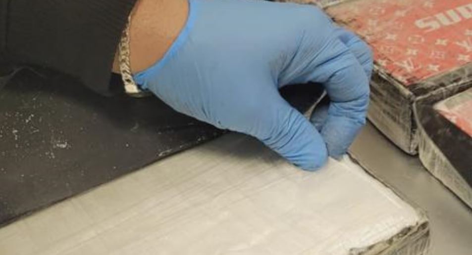 La fiscalía allanó el aeropuerto Silvio Pettirossi