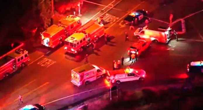 Al menos 4 personas murieron y otras 10 fueron baleadas en un tiroteo dentro de un bar de California