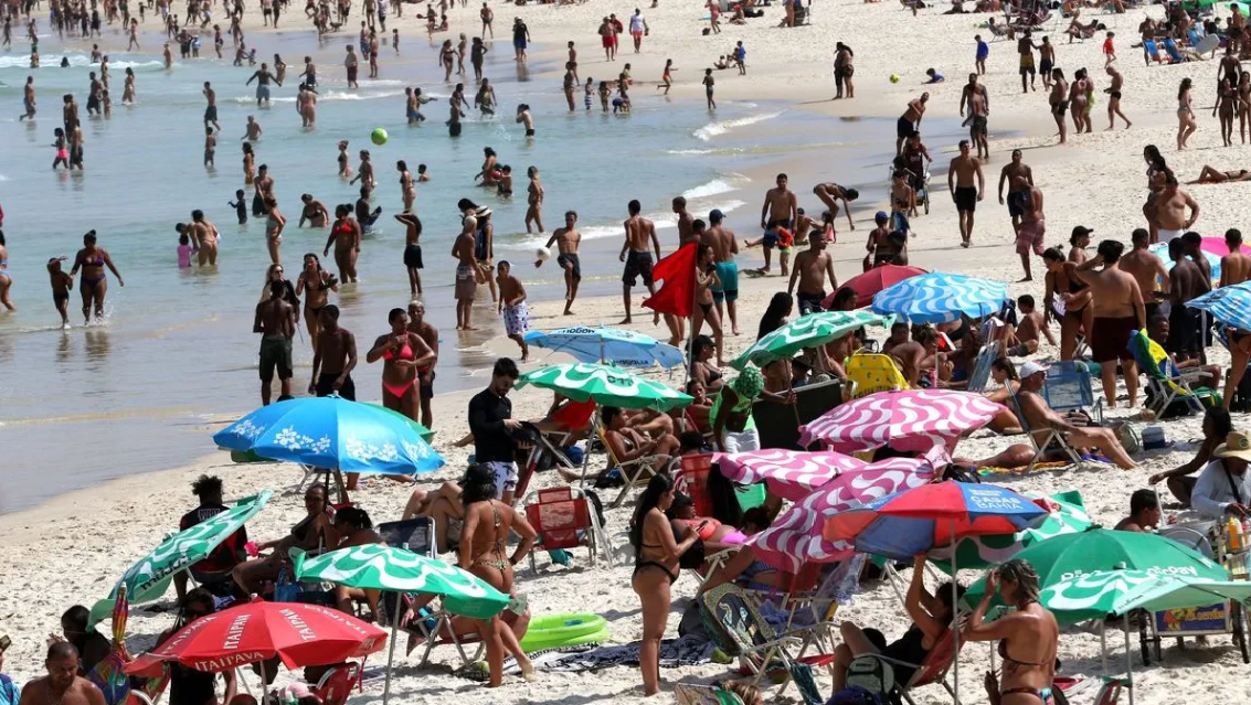 40 grados en invierno: ¿Qué provoca la «bomba atmosférica» en Brasil?