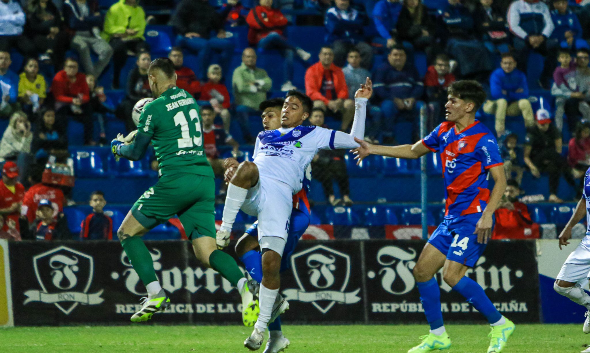 El campeón vigente de la Copa Paraguay avanzó