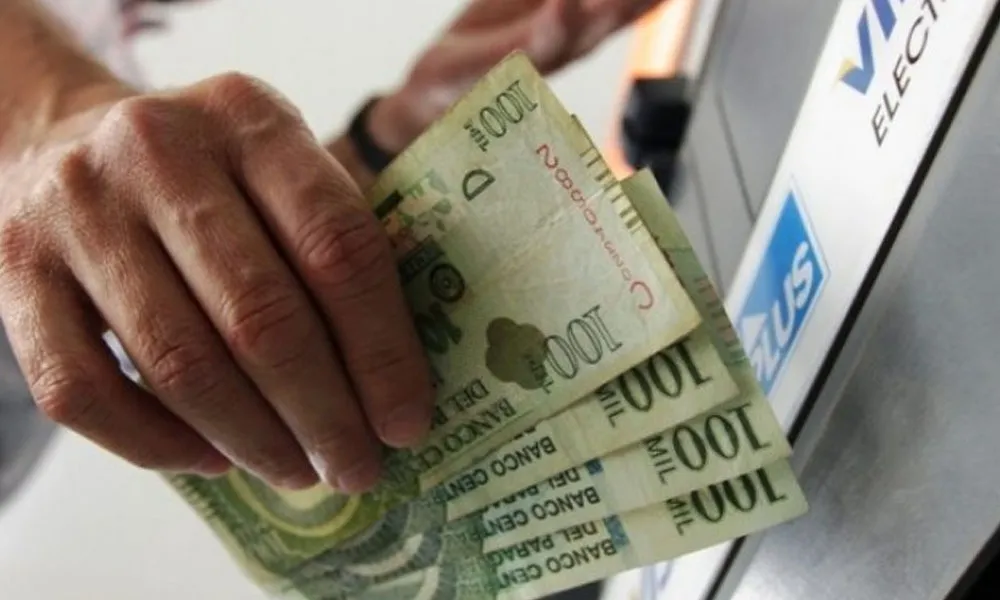 Cacheta al pueblo: Así sería el aumentazo a las autoridades