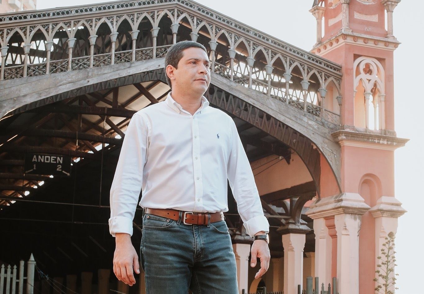 Juan Villalba llega a la TV con «Código Villalba»