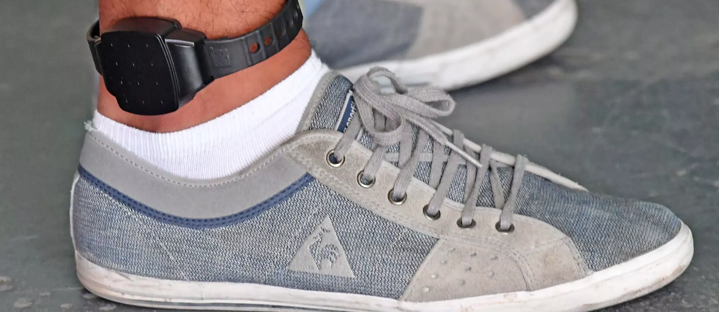 Contra feminicidios: Esto cree Riera sobre las tobilleras electrónicas