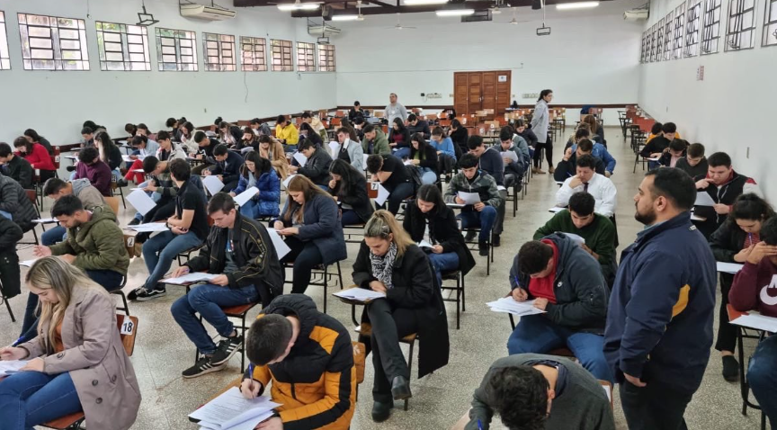 Itaipú amenaza con destituir a responsables por contaminar proceso selectivo