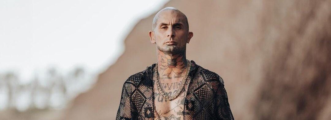 Cantante de ‘Ke Personajes’, envuelto en un gran escándalo