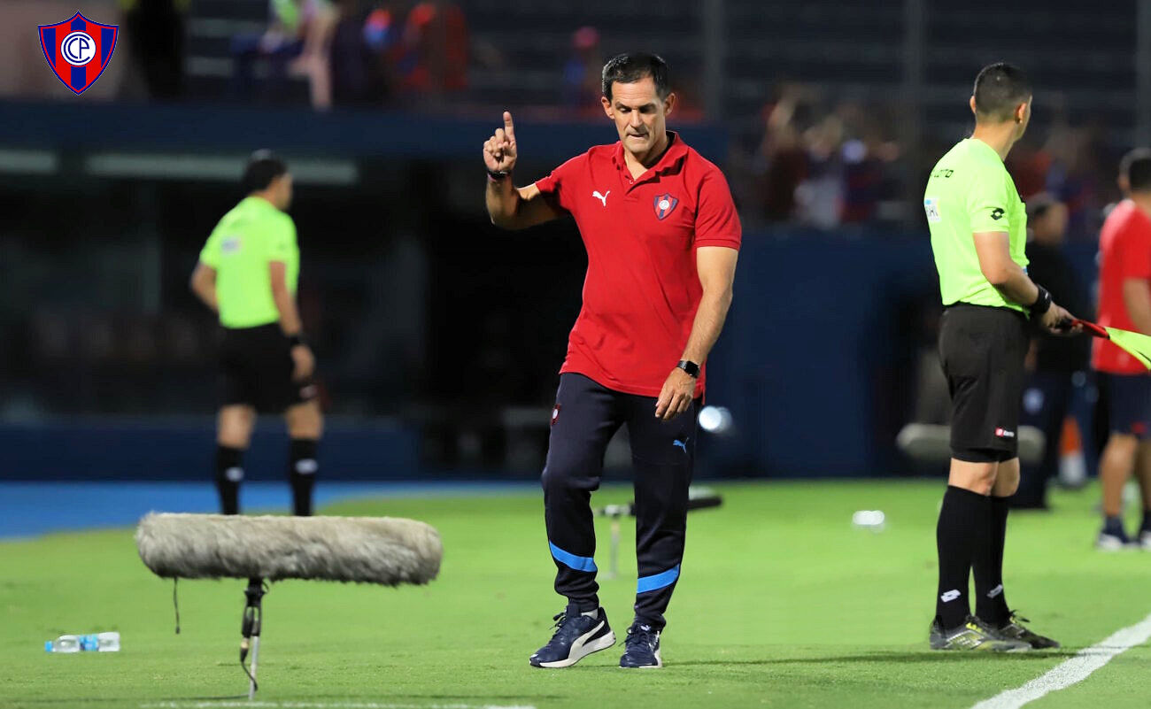 Bernay asume oficialmente en el Ciclón