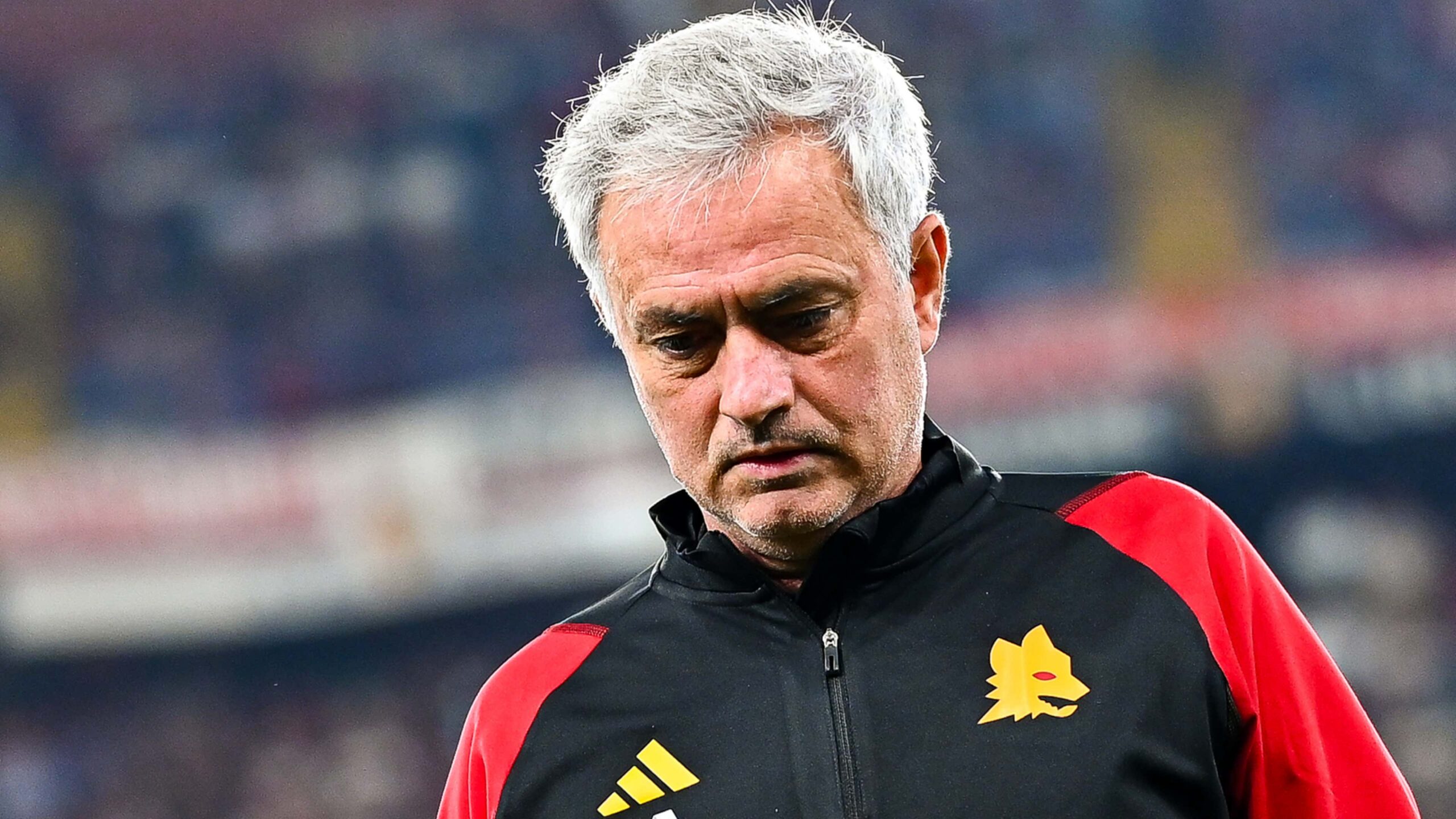 Sorpresa en la Serie A: Roma despidió a Mourinho