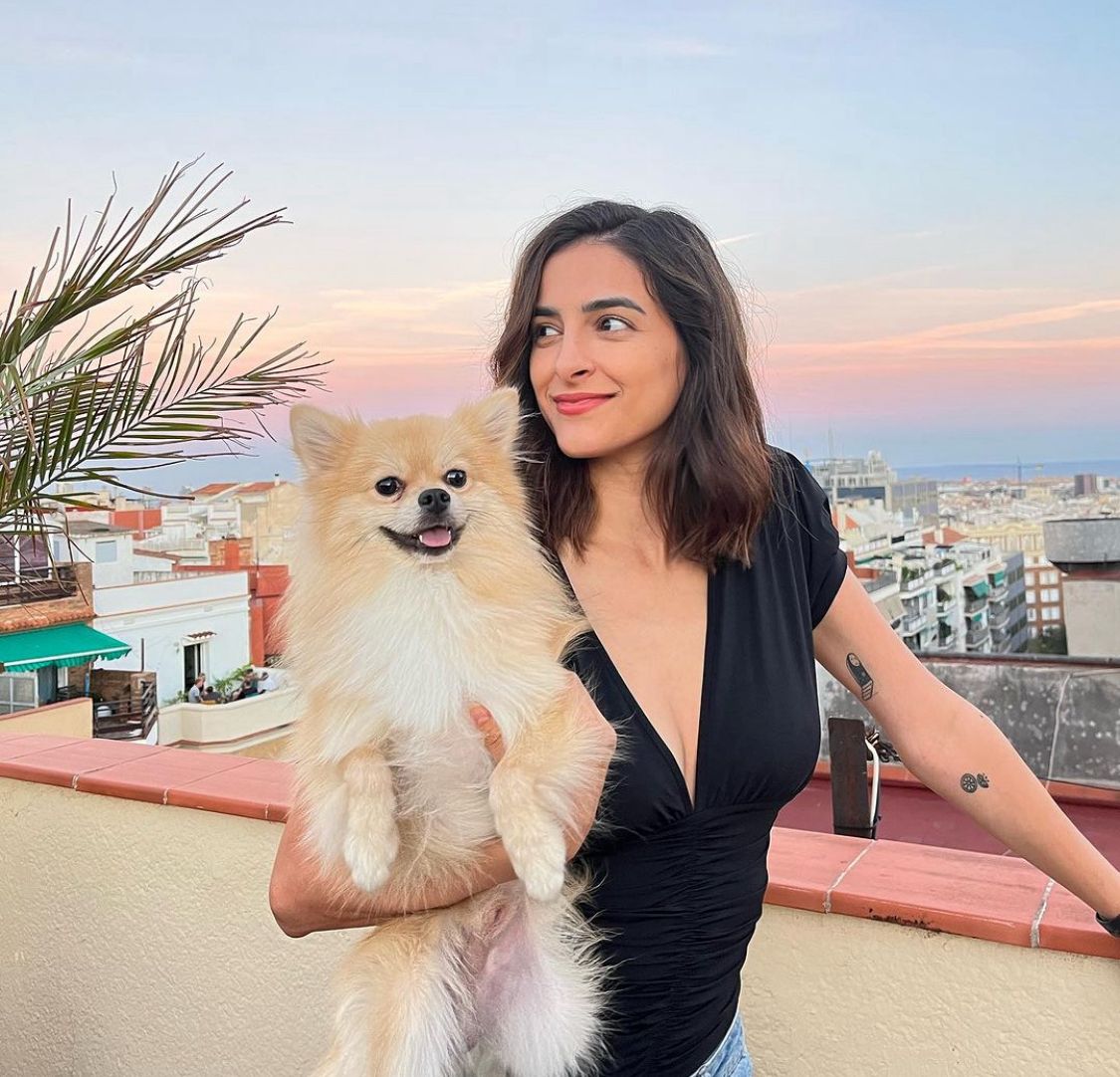 ¡Internautas creen que Pati Ginzo se olvidó de dónde viene!