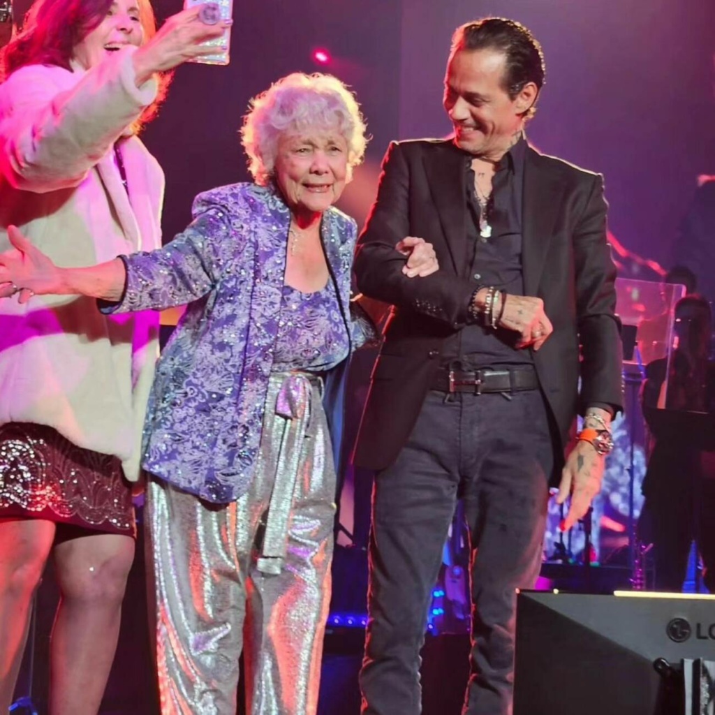 ¡Genio! Marc Anthony le cumplió el sueño a una doña
