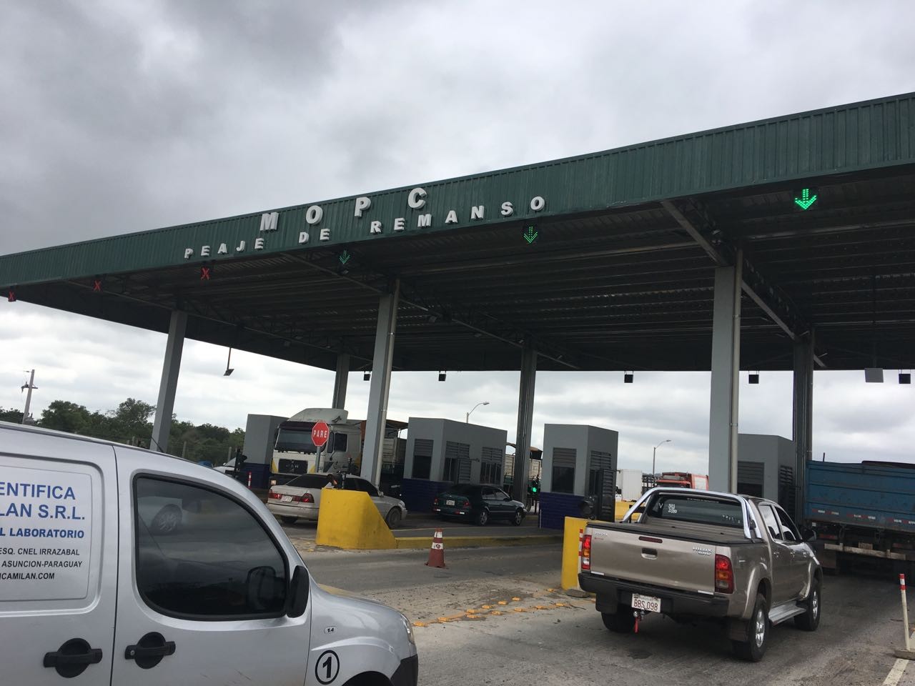 Buscan reducir tarifa del peaje en el puente Remanso