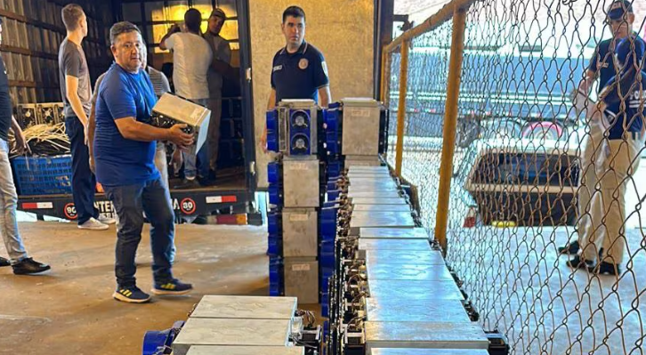 Itapúa: Incautan casi 650 máquinas de criptomonedas