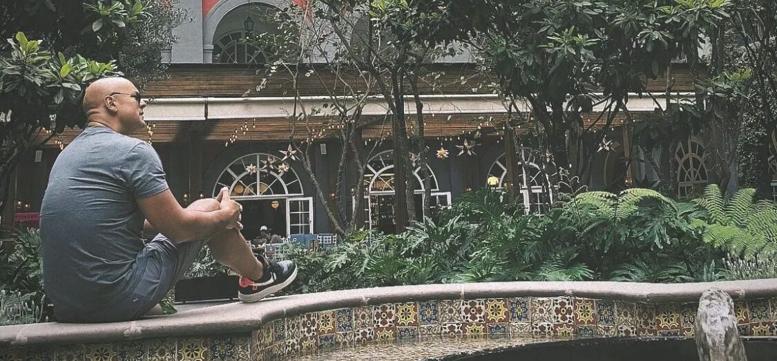 Alejo se encuentra viviendo la experiencia Porche Panamera en México