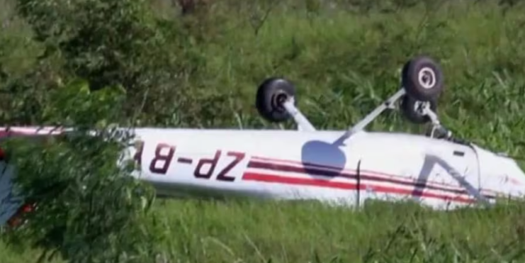 Avioneta de una escuela aeronáutica cayó en Silvio Pettirossi