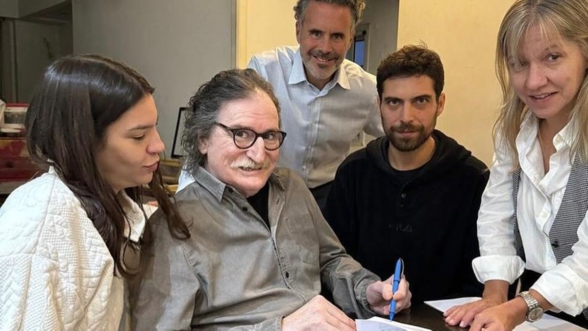 Charly García firmó contrato, ¿cuándo sale su nuevo disco?