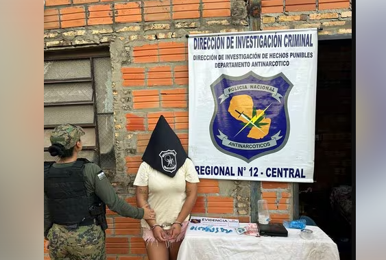 Operativo antidrogas: Cuatro detenidos y 130 dosis de cocaína incautadas