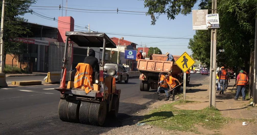 Inician mejora del carril exclusivo para buses en la Ruta PY02