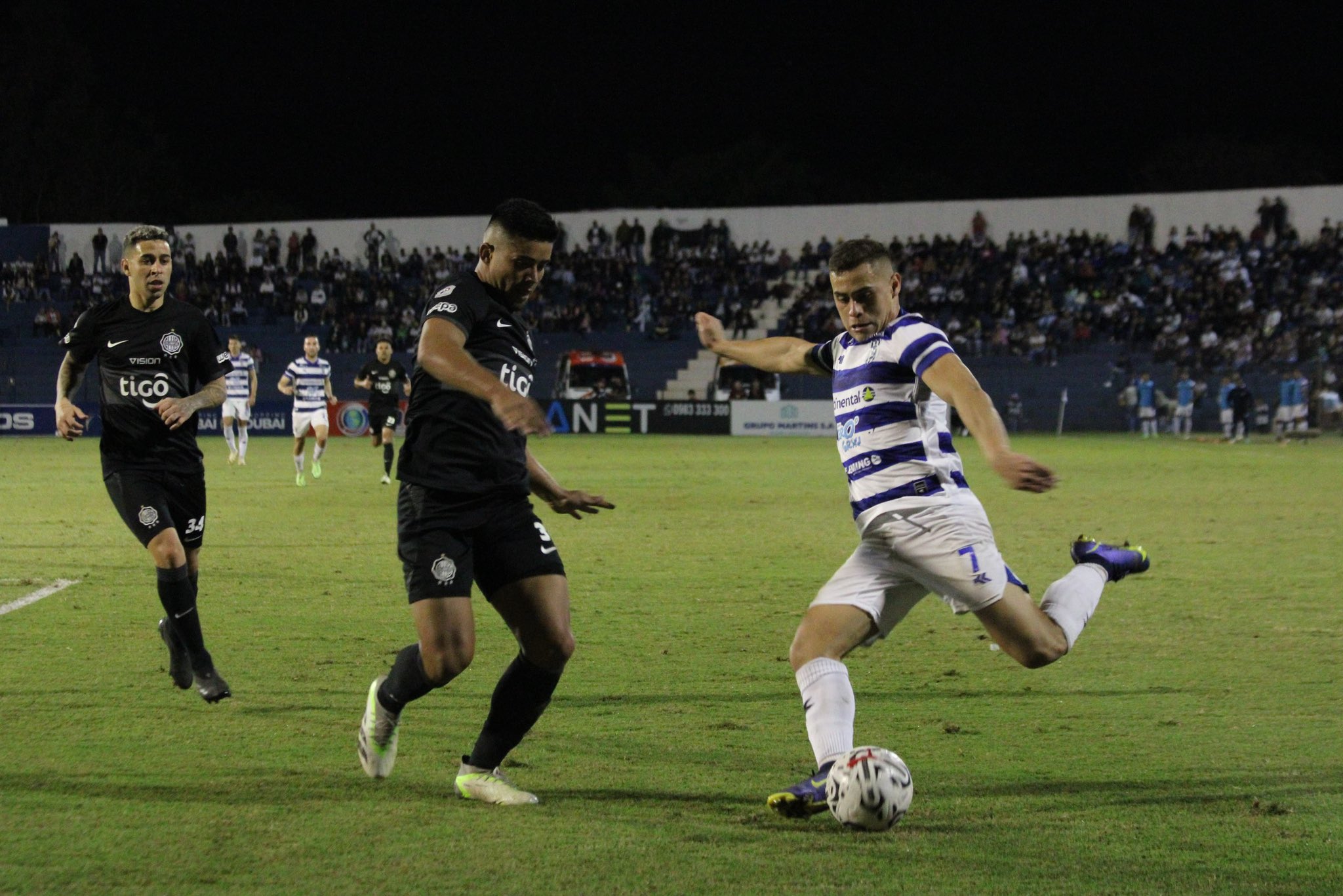 El “Gallo” y el “Decano” no se sacaron diferencia