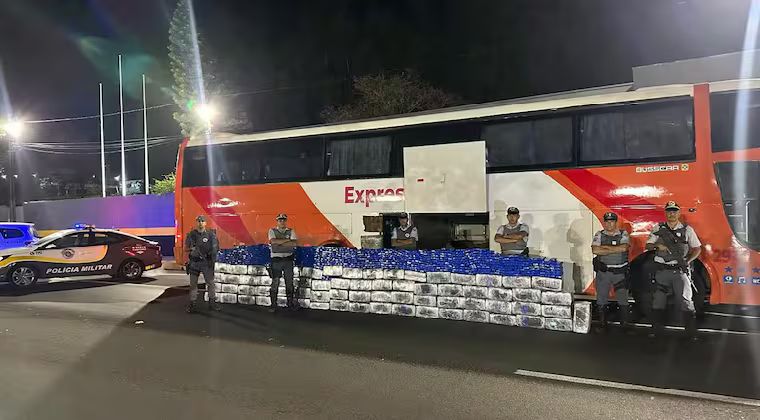 Incautan tonelada de marihuana en bus proveniente de Asunción