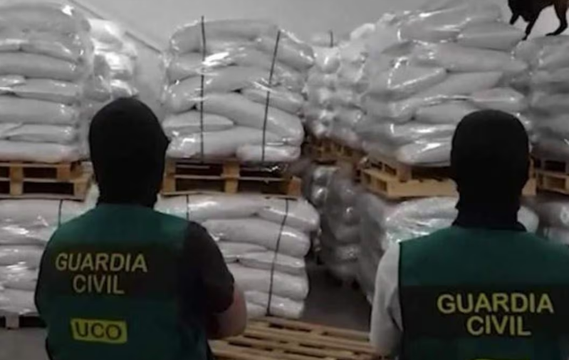 Paraguay y España colaboran para interceptar cocaína y detener sospechosos