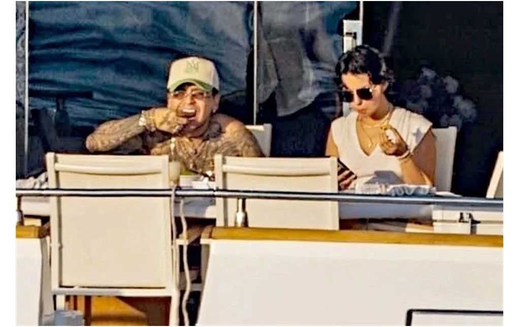 Las primeras imágenes de la “Luna de miel” de Christian Nodal y Ángela Aguilar