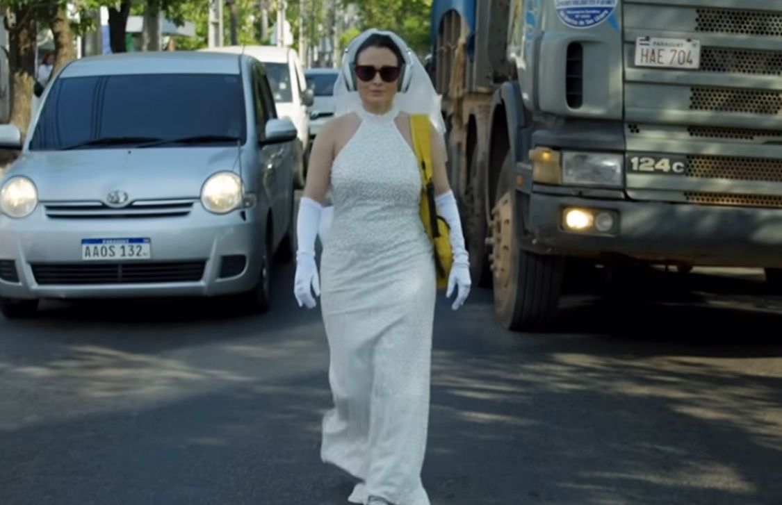 Lali González prefiere estar “Divorciadísima” a volver a casarse