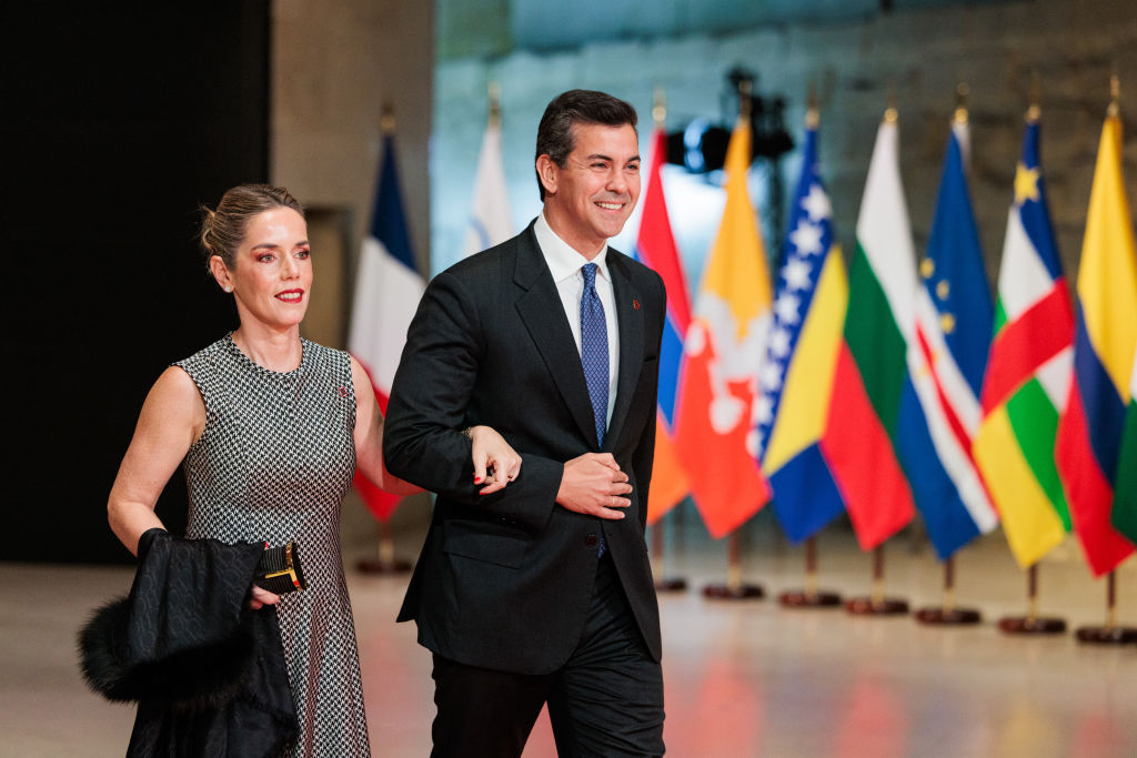 Economía paraguaya se destaca en la era “Peña”