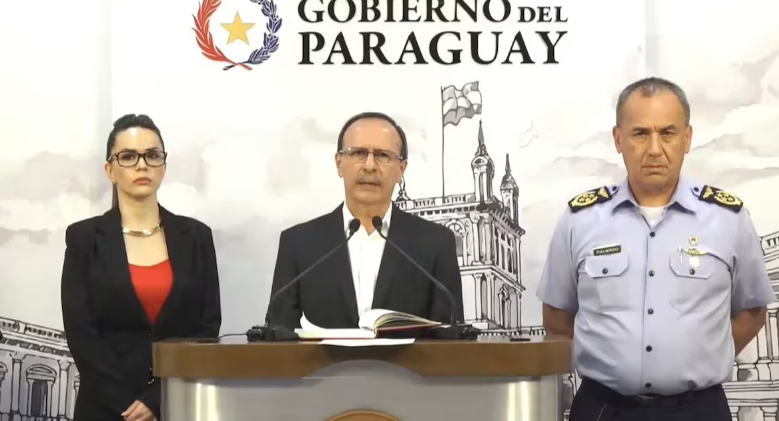 Envían refuerzos para apagar el fuego en Chovoreca