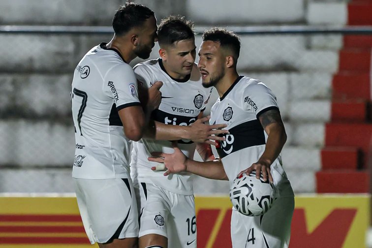Olimpia busca extender su invicto ante General Caballero y consolidar su liderazgo en el torneo