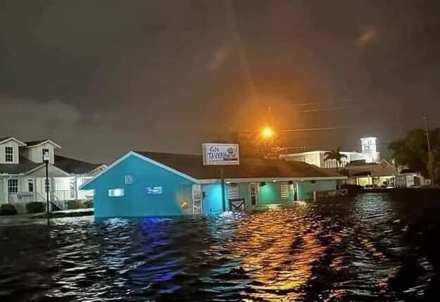 Huracán Helene a categoría 4 y devastador