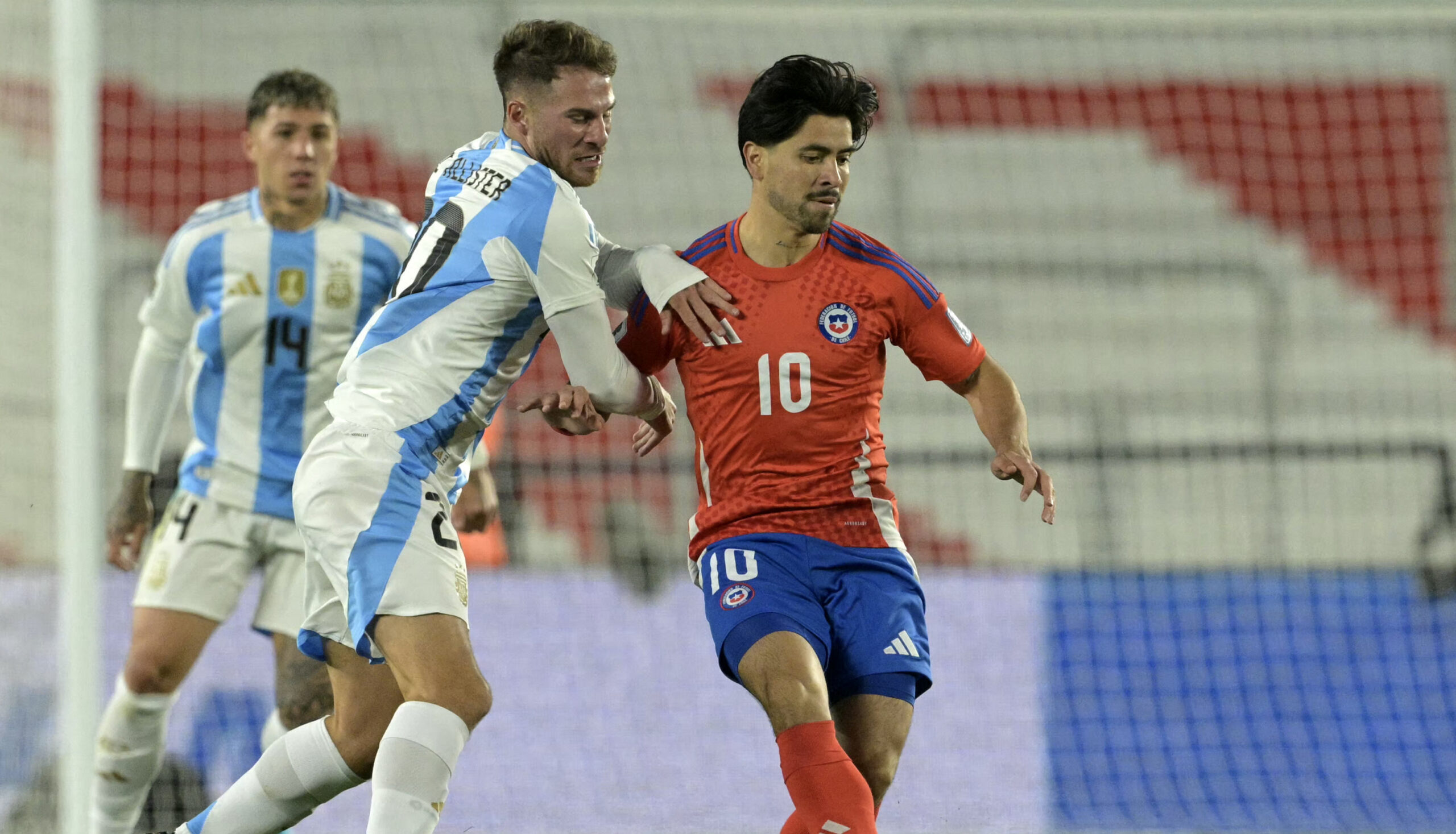 Argentina derrotó a Chile sin Messi