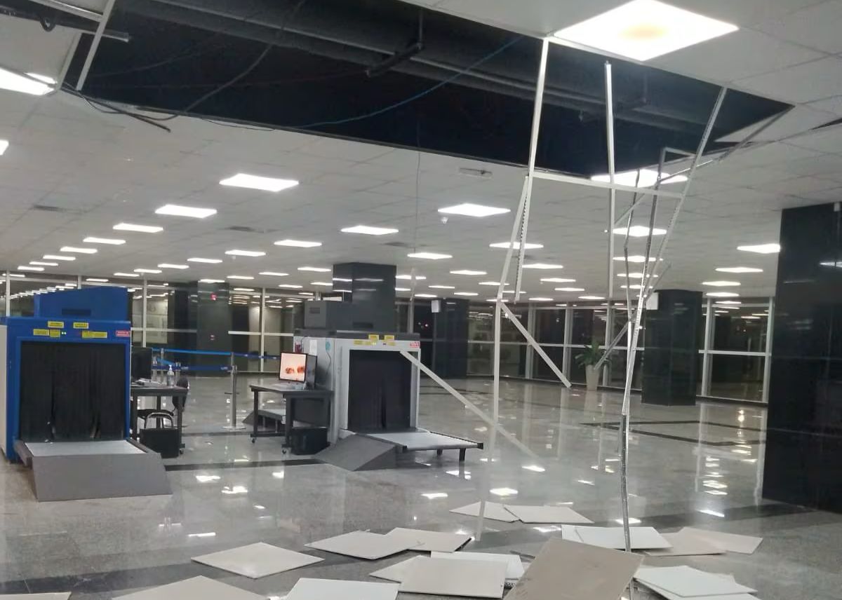 Dinac investiga desplome de cielorraso en la zona nueva del aeropuerto