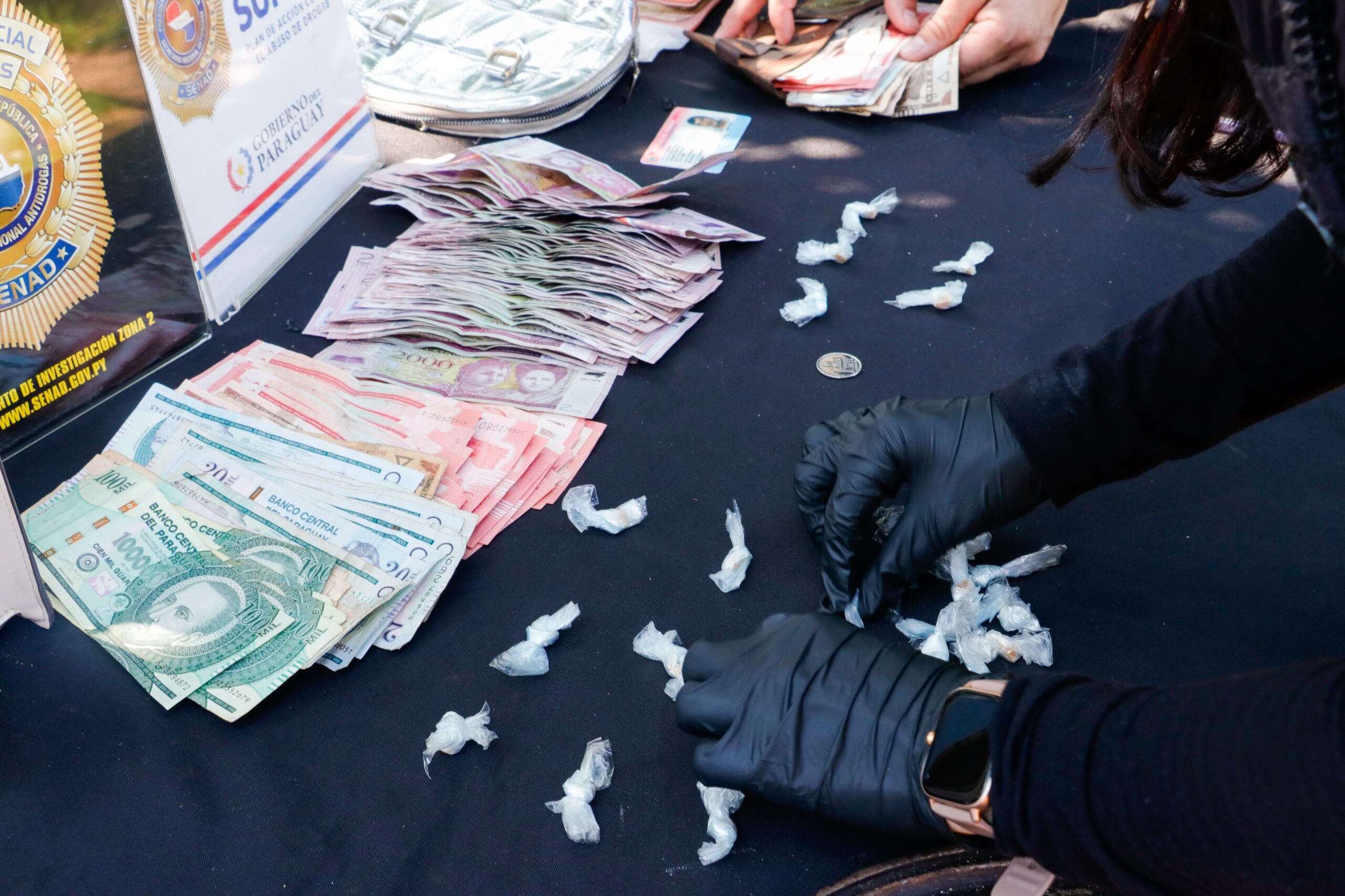 Senad desmantela centro de venta y consumo de drogas en MRA