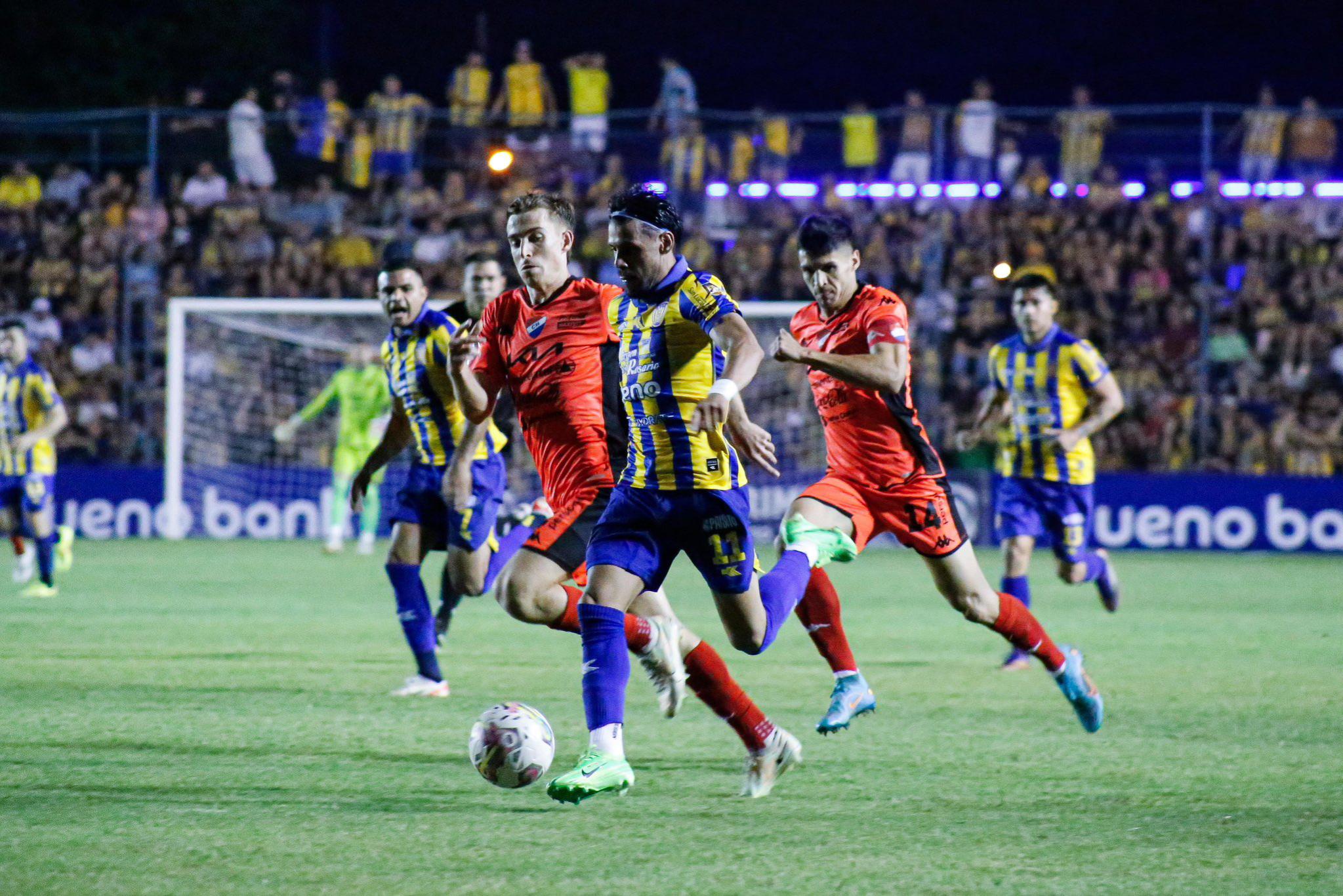 Repartija de puntos entre Luqueño y Nacional