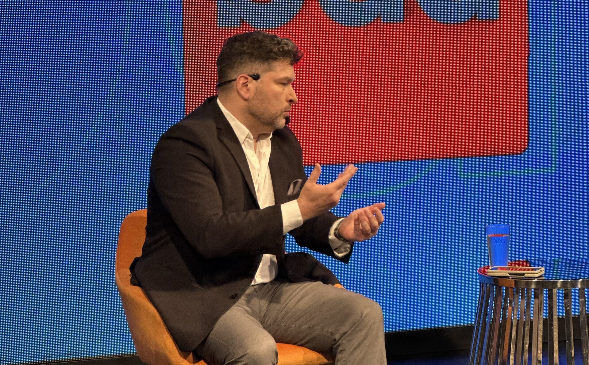 Argentina eliminará impuestos para compras en el exterior