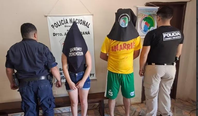 Detienen al padrastro y a la mamá de una niña por supuesto abuso sexual
