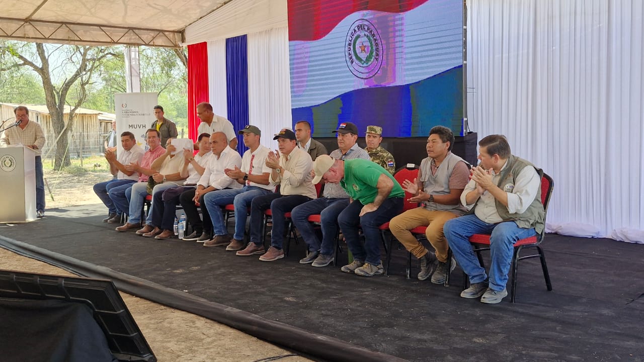 Gobierno entrega 356 hogares para dignificar la vida de comunidades indígenas