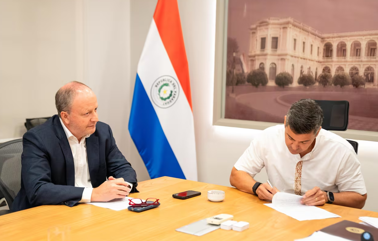 Peña firma decreto reglamentario del PGN 2025