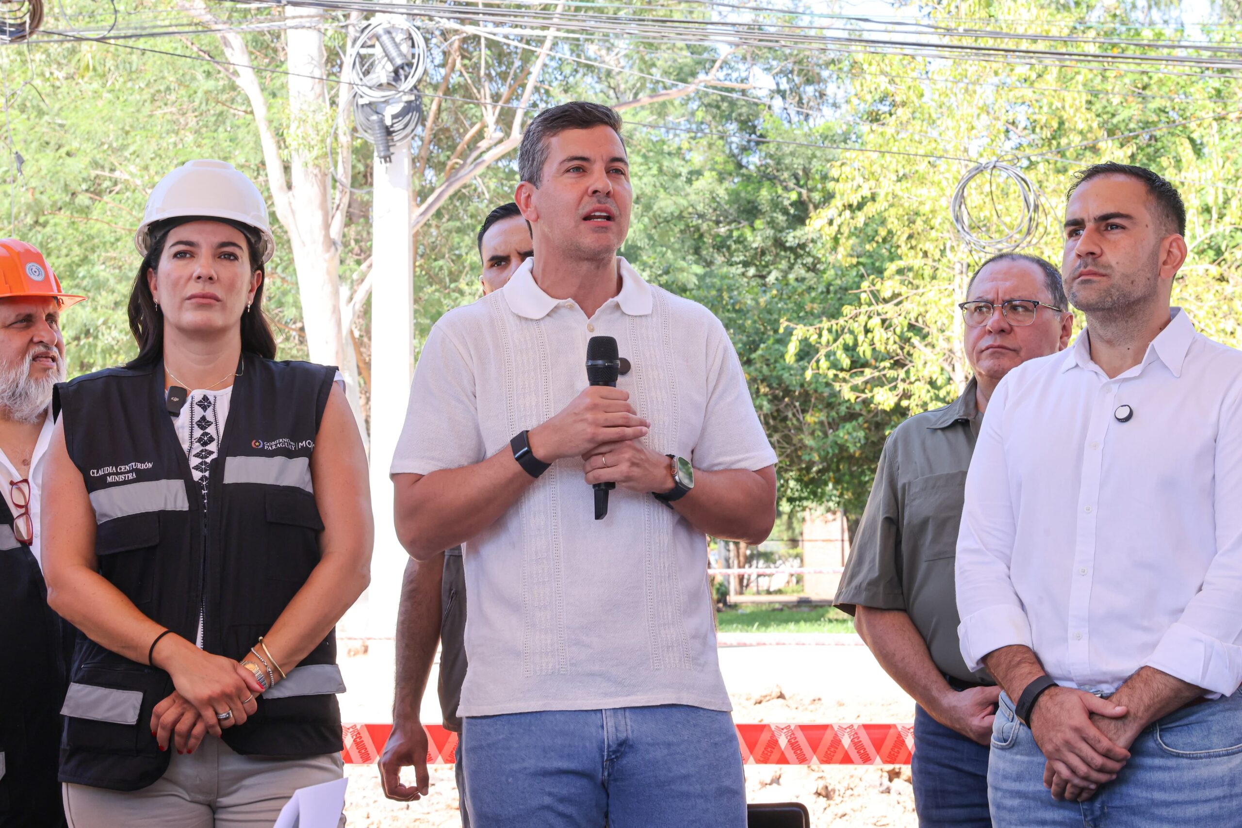 Peña reafirma respaldo a ministros y convoca cumbre de poderes