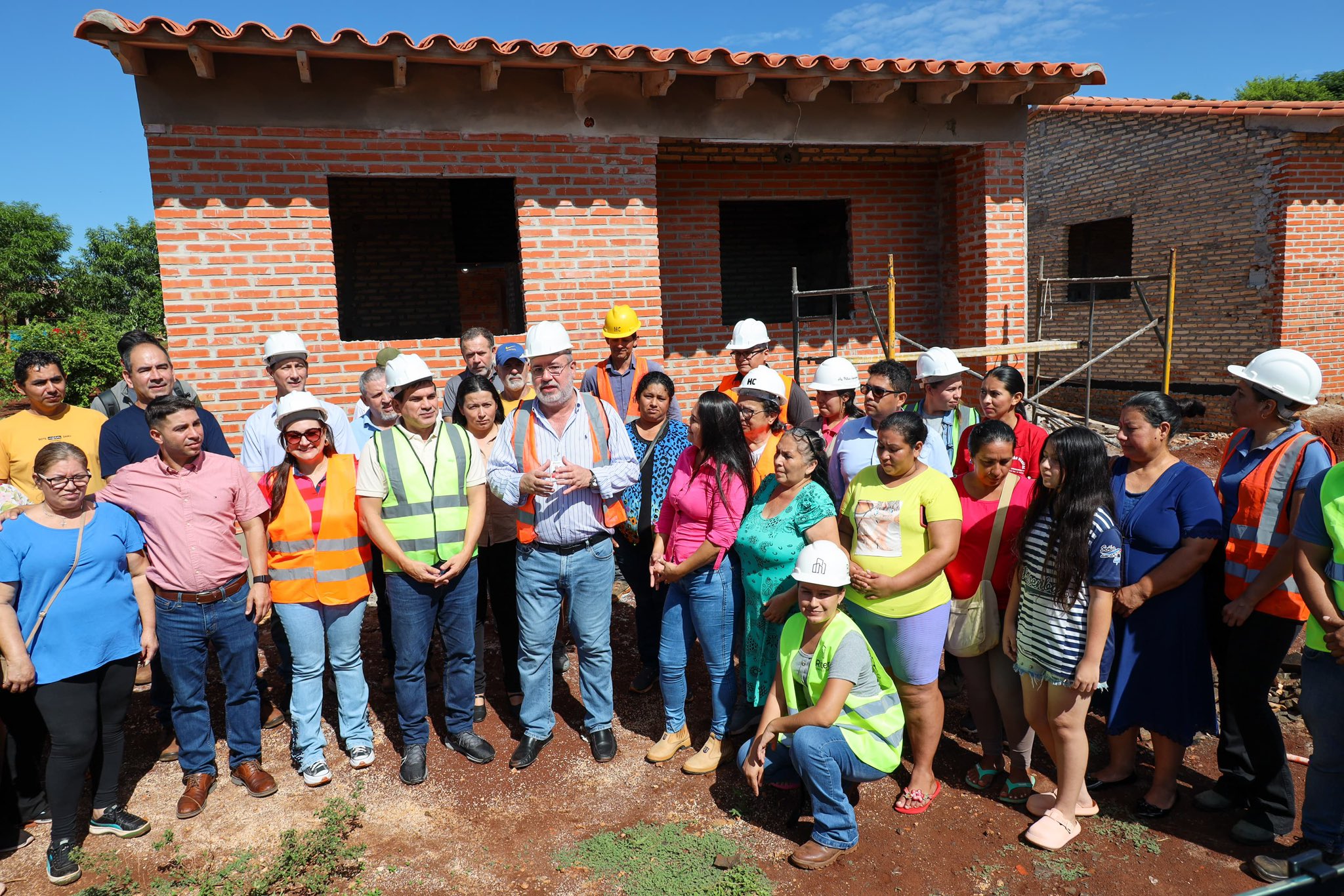 Avanzan las construcciónes de viviendas en Alto Paraná