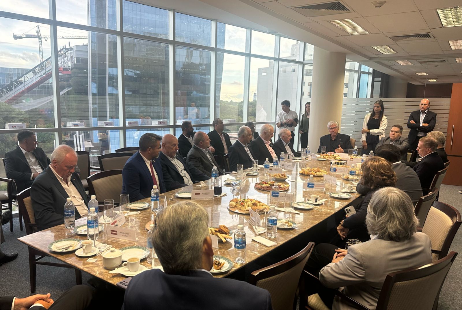 Asociación del Cuerpo Consular inicia actividades con reunión protocolar