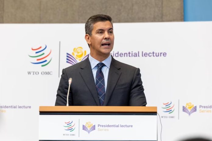 Santiago Peña da histórico discurso ante 166 países en la OMC