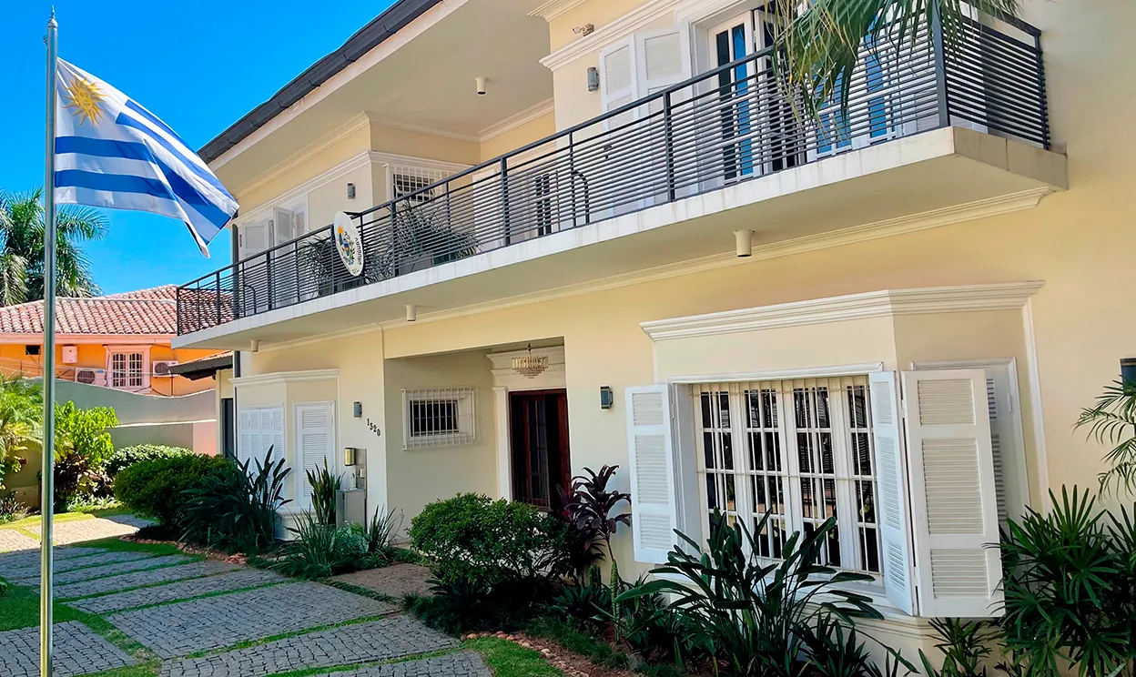 Embajada de Uruguay celebra el arte femenino con exposición denominada “Mujeres”