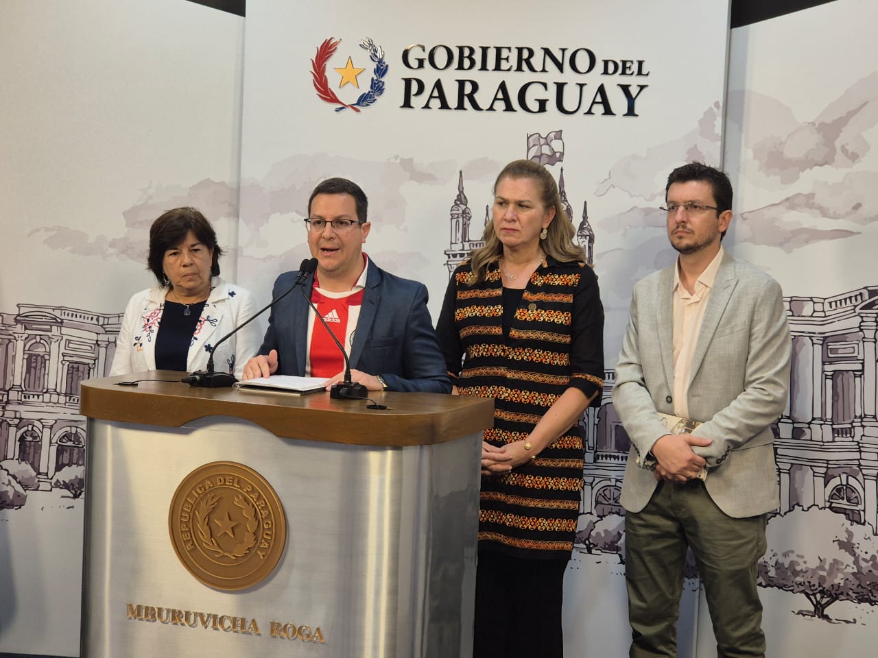 Peña refuerza compromiso con la salud y amplía capacidad en terapia intensiva