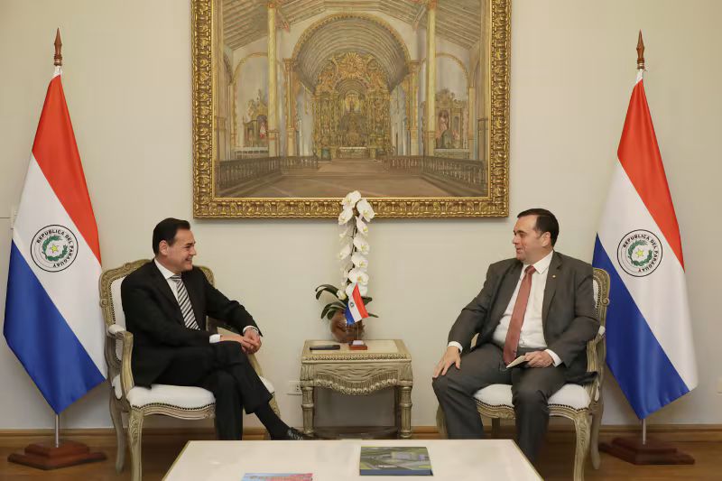 Paraguay y Brasil refuerzan agenda bilateral en reunión en Cancillería