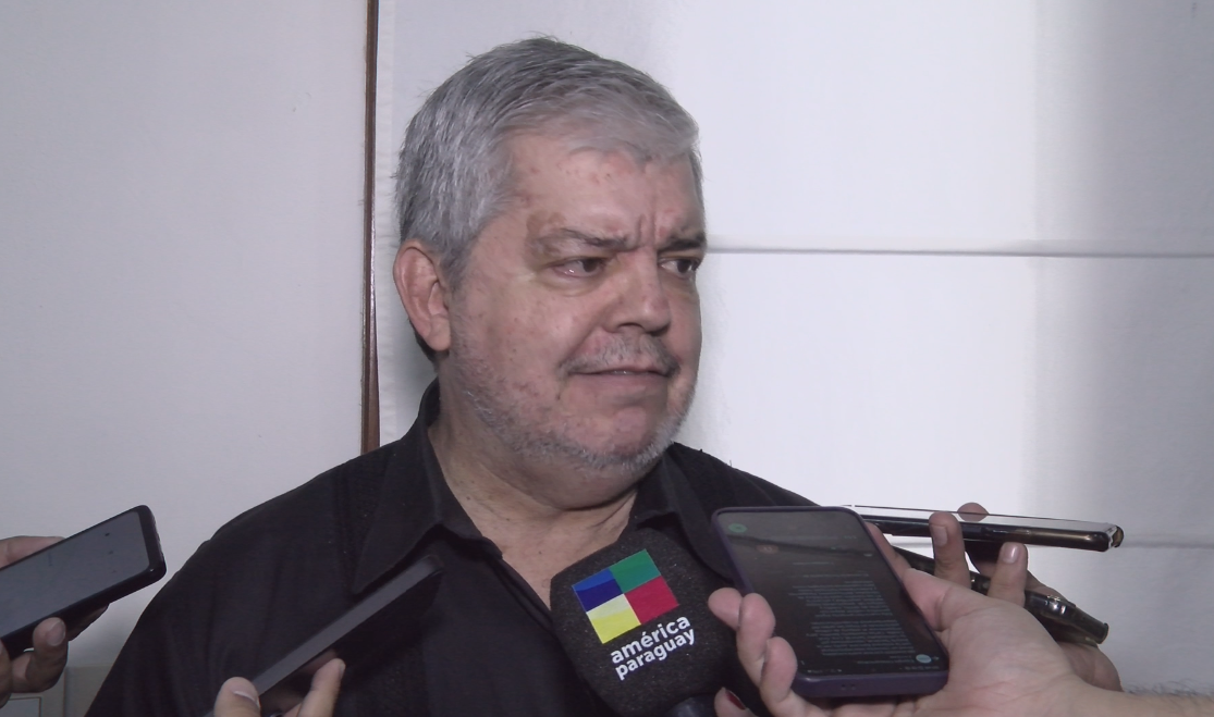 Riera plantea mayor control tecnológico en penales del país