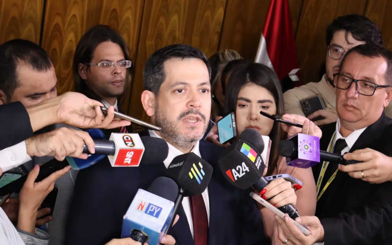 Diputados convocan a ministros para abordar sobre espionaje del gobierno brasileño