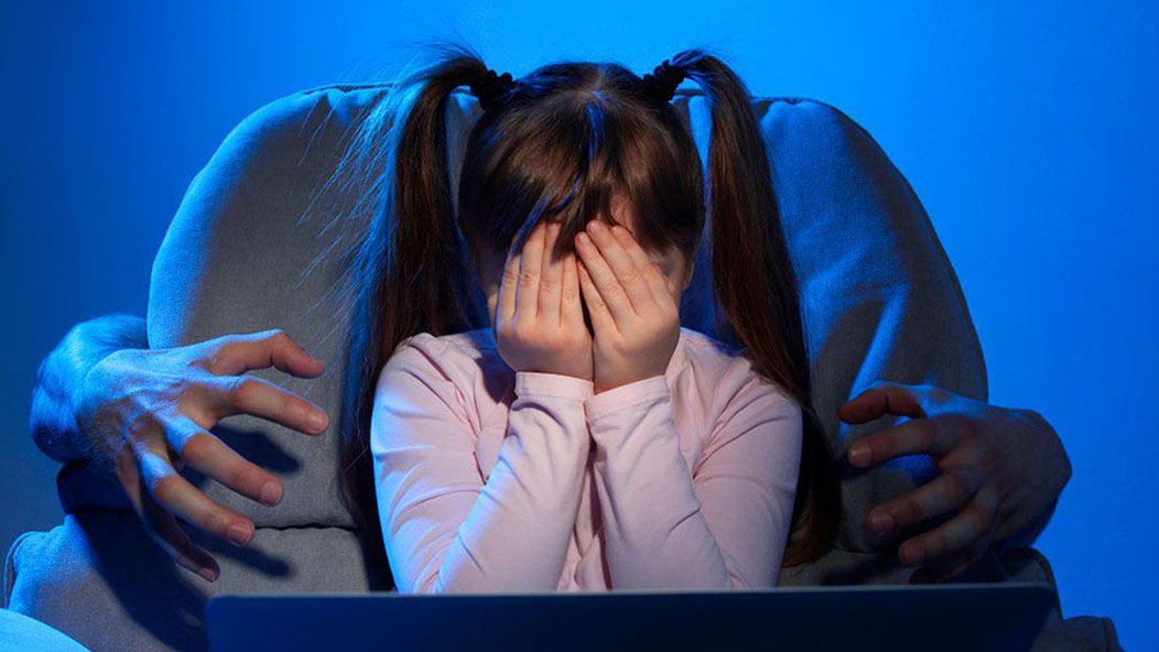 Absuelven a docente acusado de acosar a una alumna de 11 años