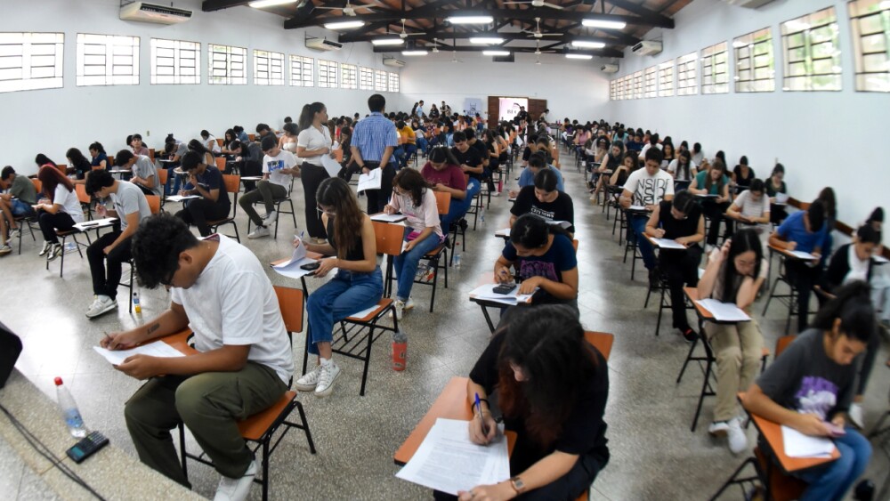 Entrega oficial de becas a 6.796 estudiantes será este lunes en la SND