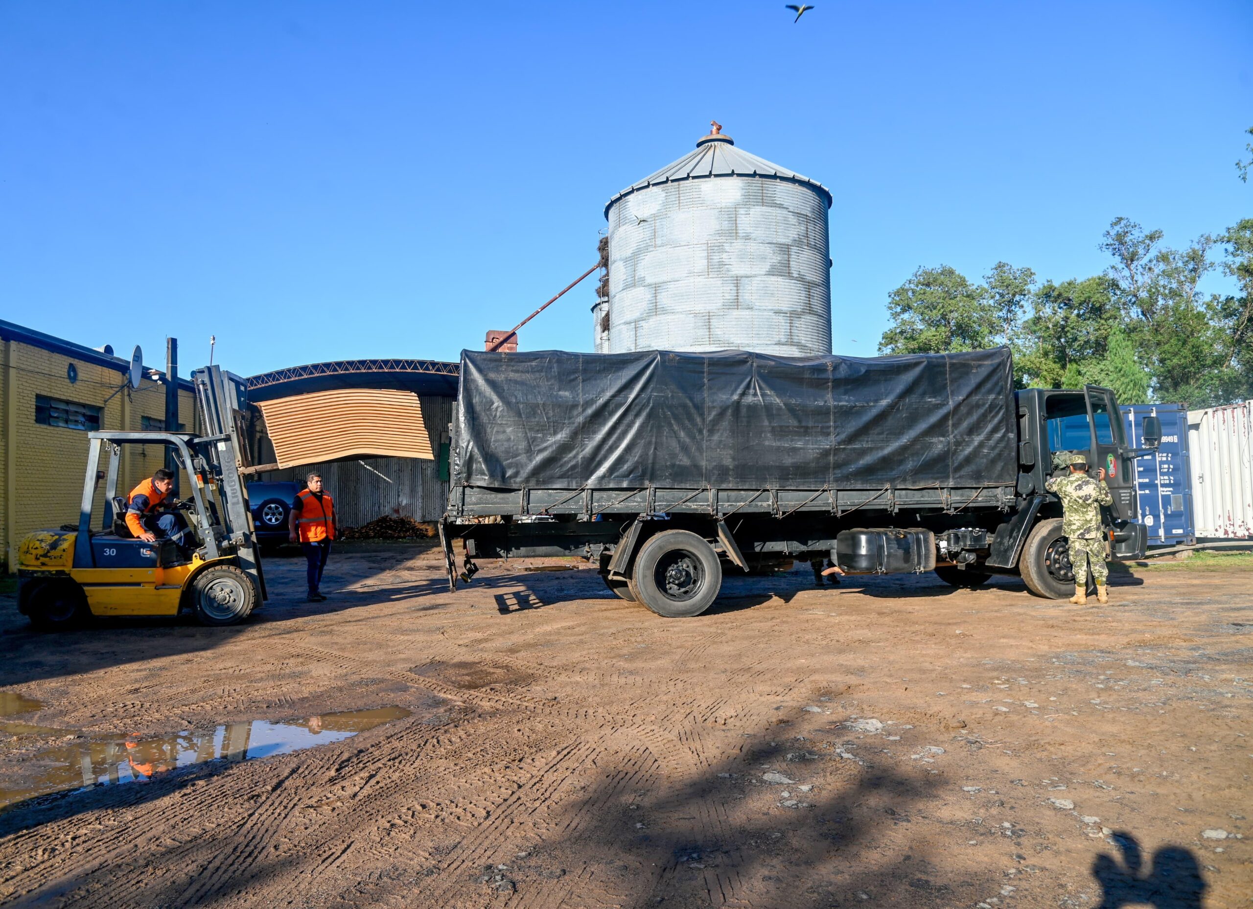 SEN envía ayudas a comunidades afectadas por fuerte temporal