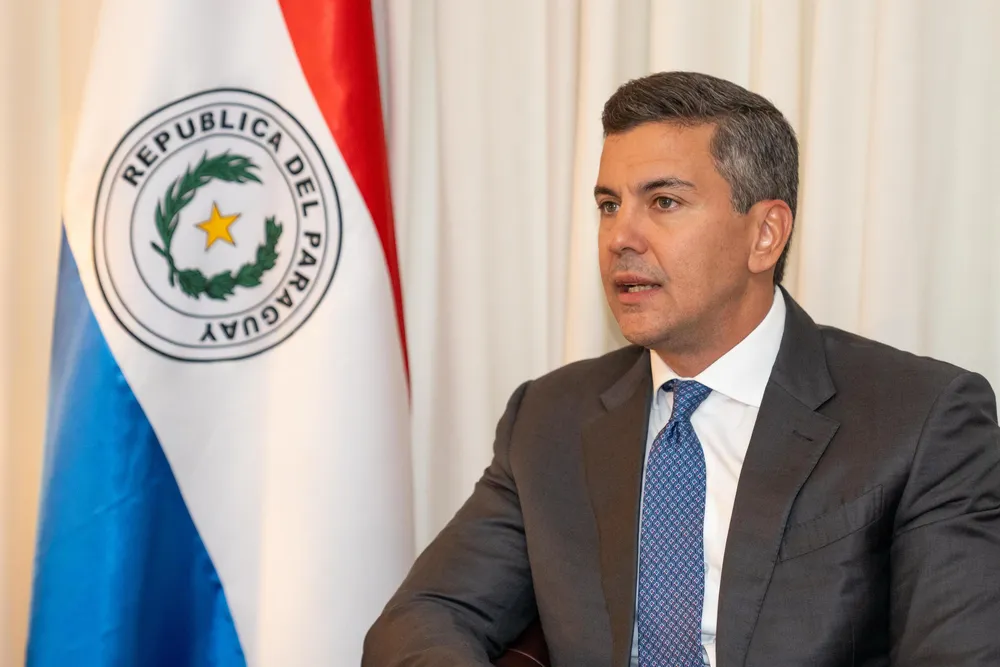 Peña asistirá a entronización papal y pedirá visita al país